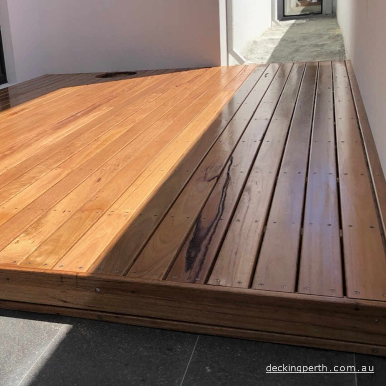 BLACKBUTT - 86 x 19mm Decking R/L Random Length, KD S&B Standard and Better Grade, 0.9-5.7 R/L