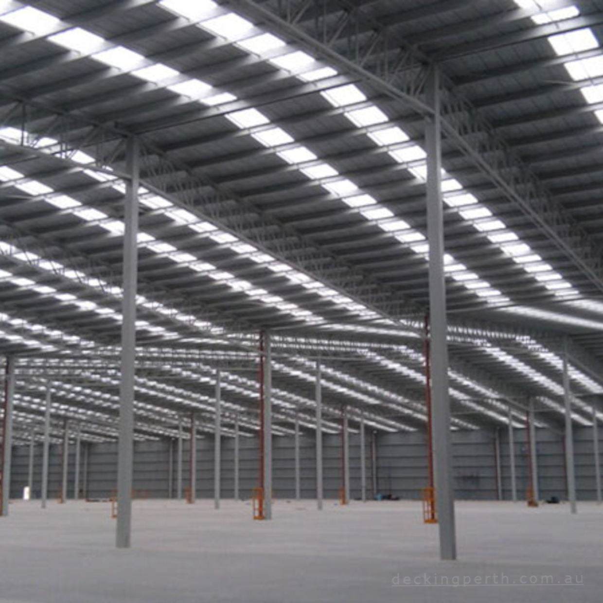 PALRAM - SUNTUF Industrial Kingklip Polycarbonate Sheeting 42mm High 700mm Cover