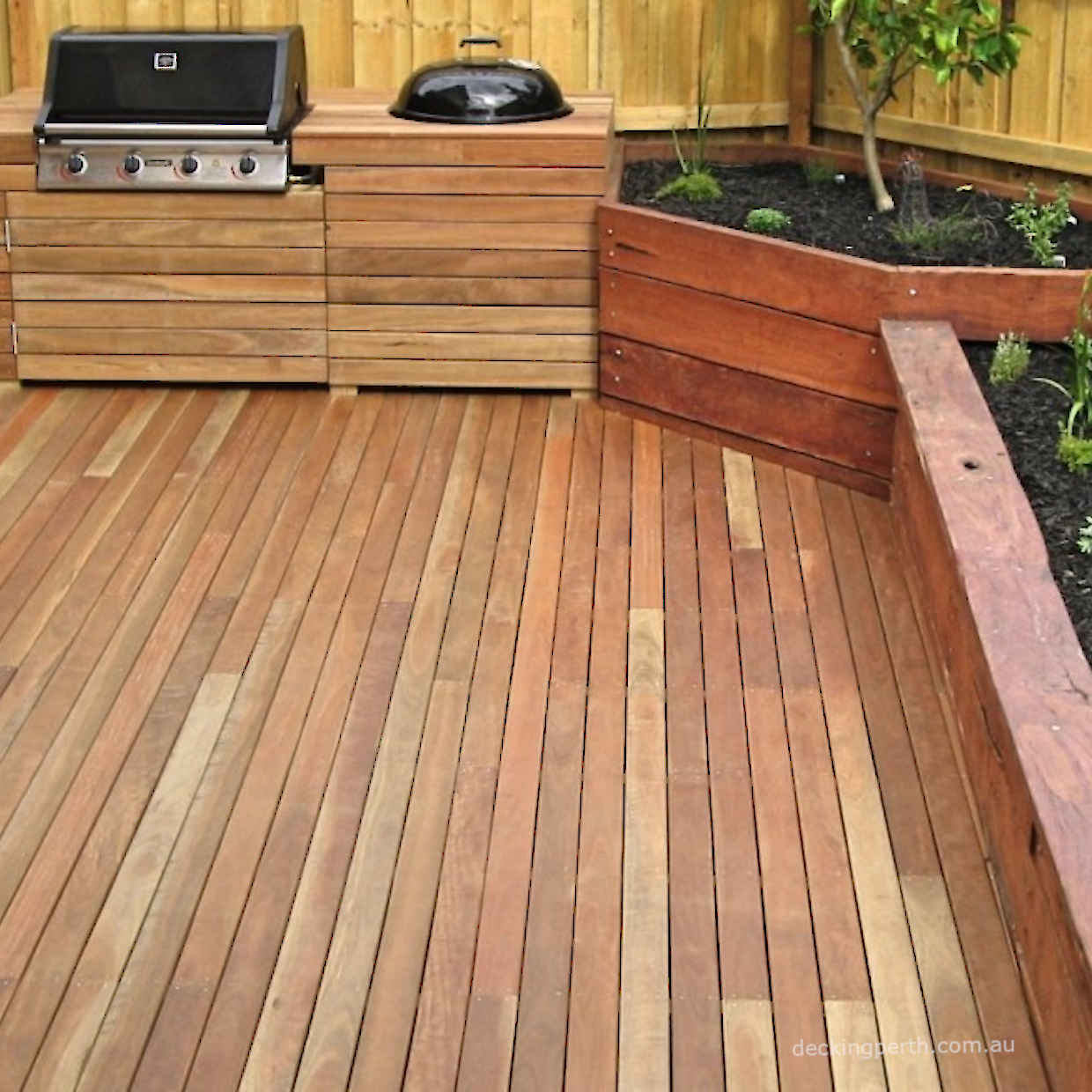 Analyzing image     Spotted_Gum_Decking_86mm_Decking_Perth