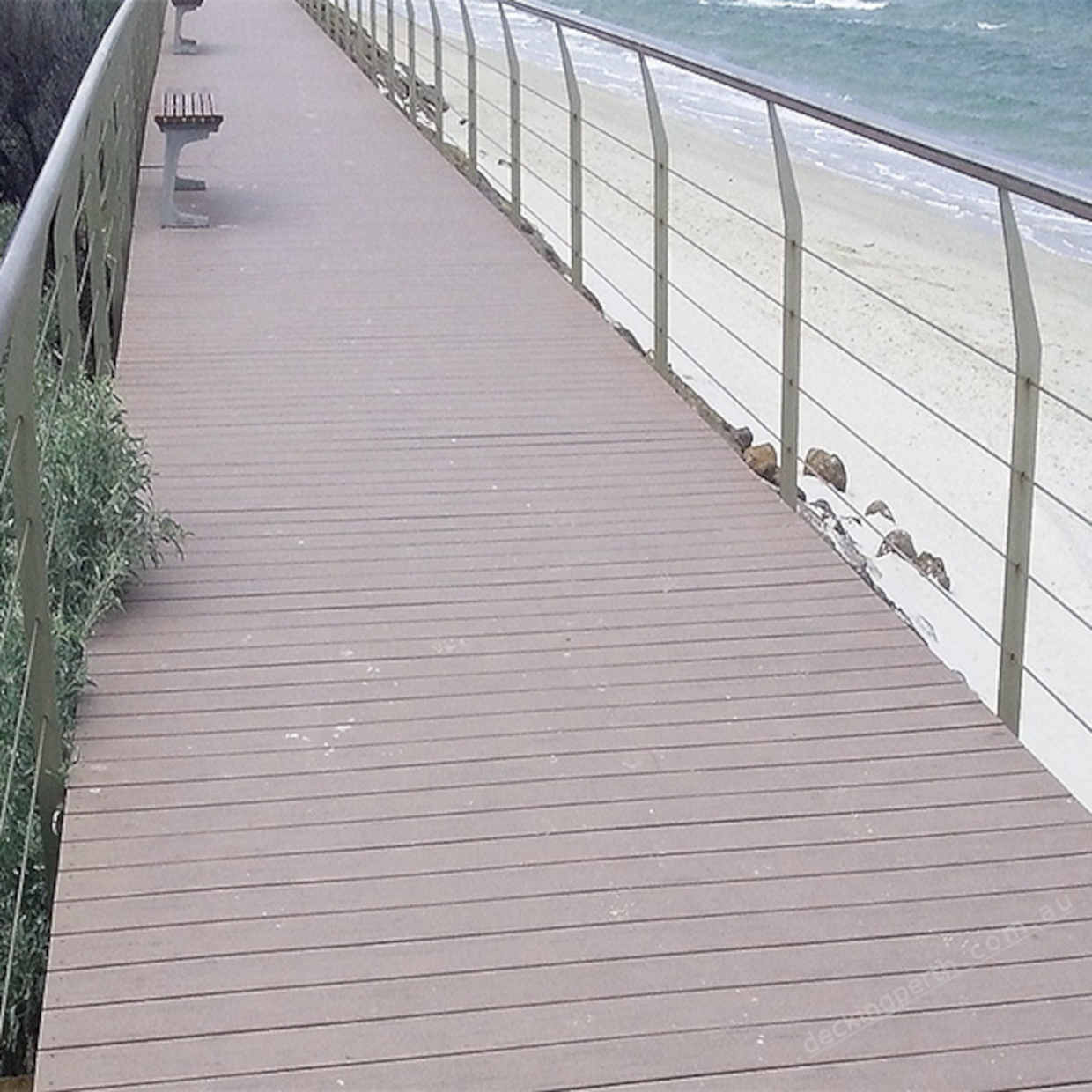 MODWOOD - Marina Decking - Blackbean 137 x 32mm, 4.2m