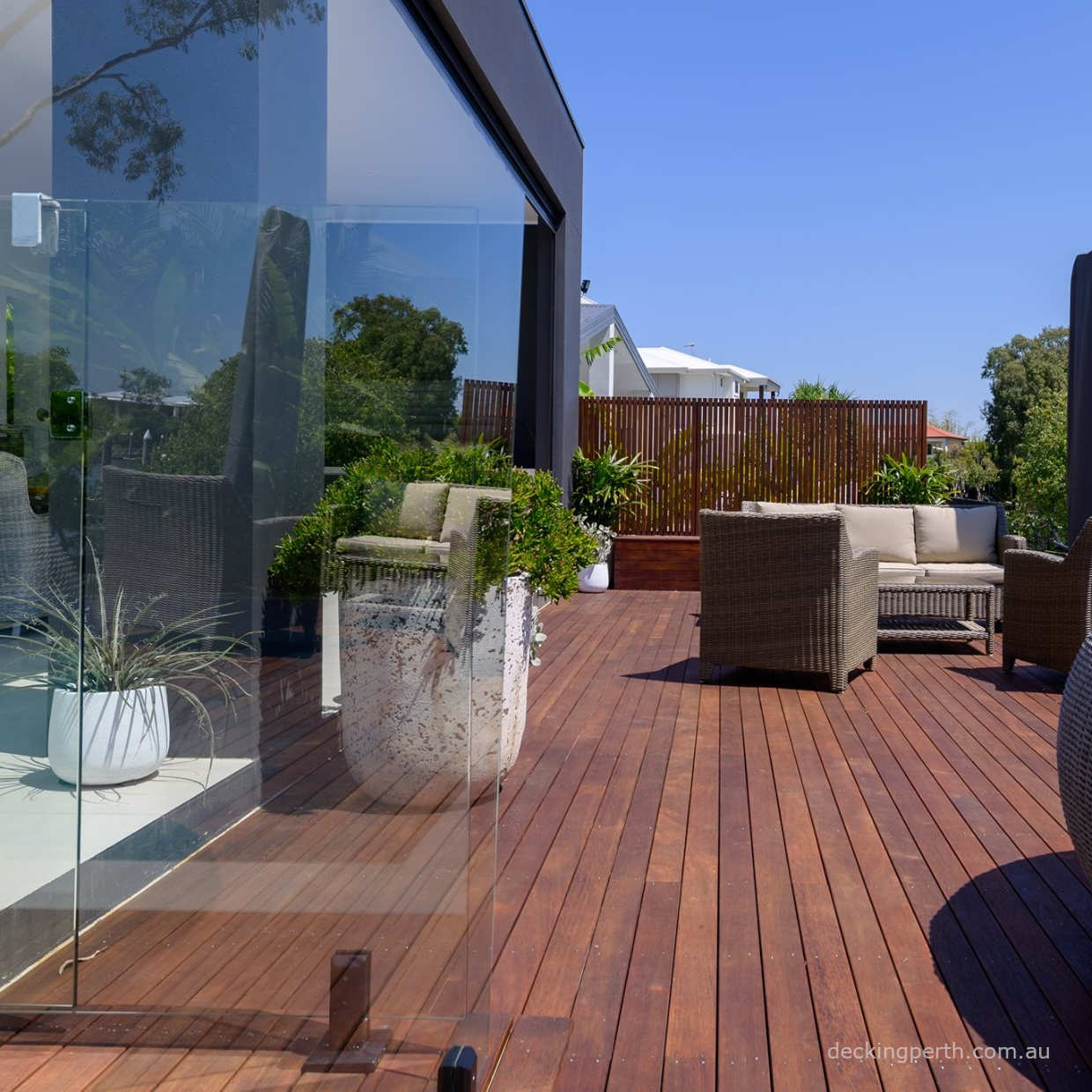 Merbau_Timber_Decking_90_mm_Random_Lengths_Equisol_Decking_Perth